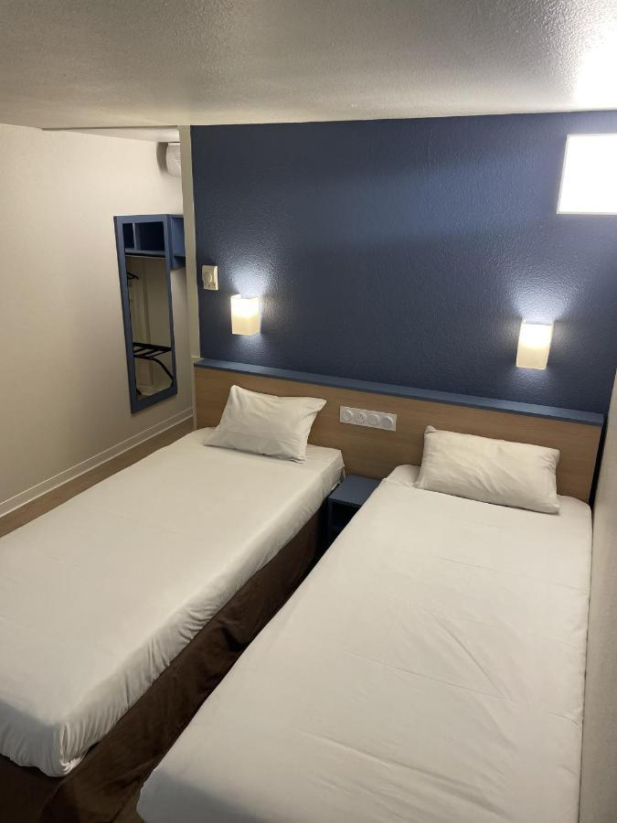 Kyriad Direct Montpellier St Jean De Vedas - La Peyriere Сен-Жан-де-Веда Экстерьер фото